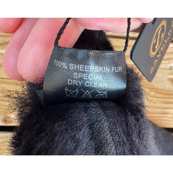 NWT Zavelio Genuine Sheepskin Hat One Size Unisex Black - Picture 6 of 9